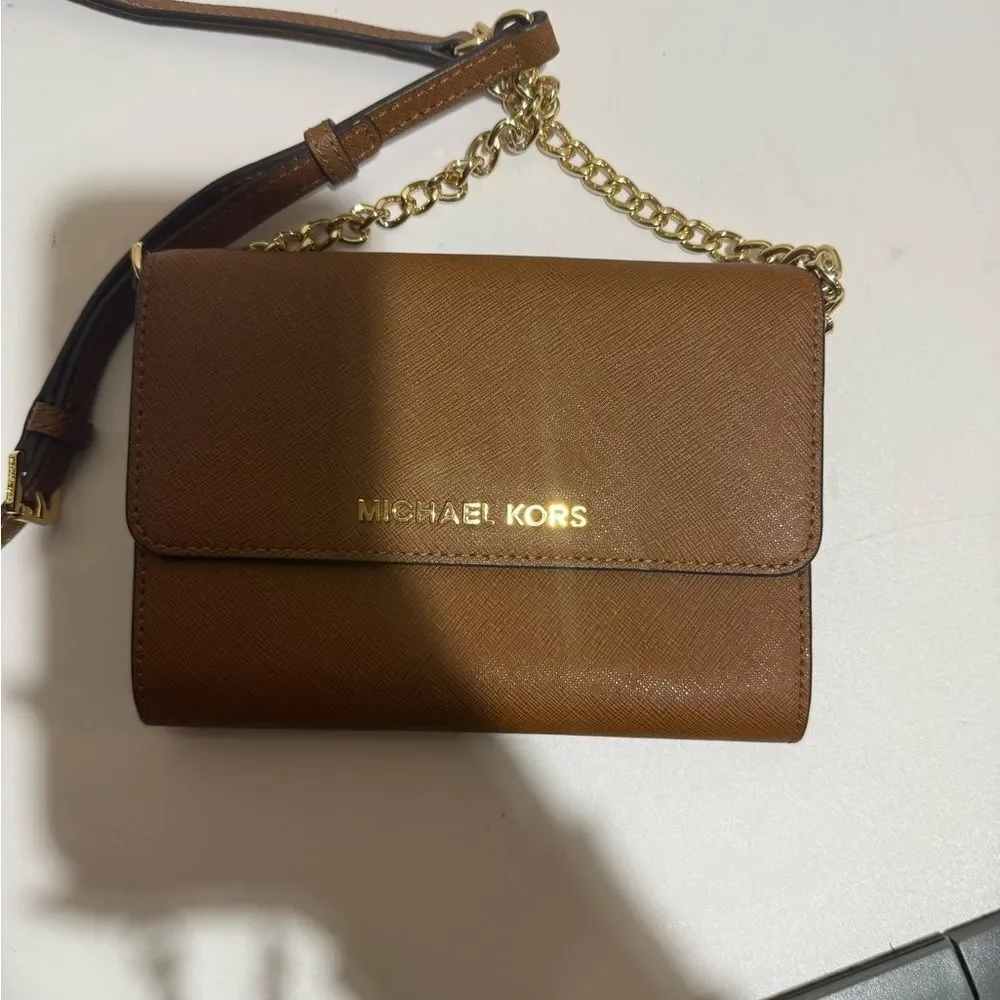 Michael Kors Jet Set Large Phone Crossbody